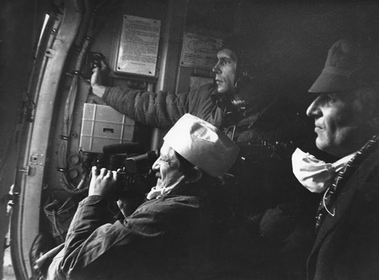 С.Минько, В.Ракоїд і ... гай над реактором