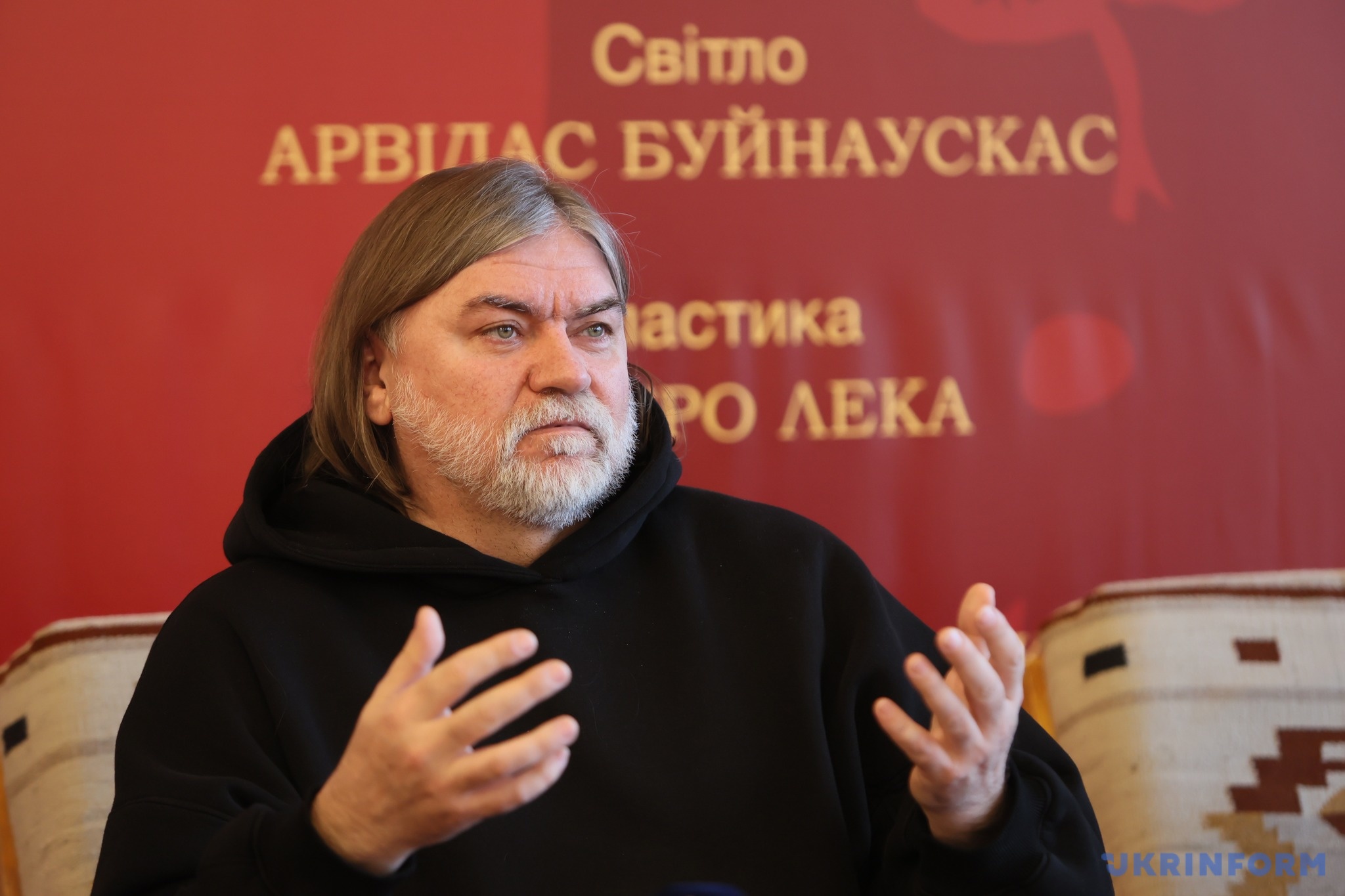 Олесь Санін