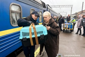 У Рівному зустріли четвертий від початку року евакуаційний потяг з Донеччини