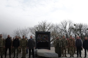 У столиці встановили памʼятний знак до четвертої річниці звільнення Київщини