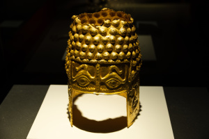 Колекція румунських артефактів: знайшли золотий шолом, викрадений з музею у Нідерландах 