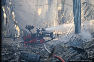 Російська диверсія: Польща висунула звинувачення у підпалі ТЦ у Варшаві п’ятьом підозрюваним