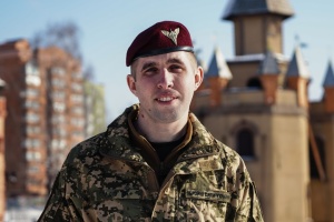 «Війна закінчиться, коли всі, хто про це запитує, долучаться до ЗСУ»