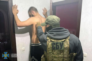 Вимагав $150 тисяч у підприємця: на Прикарпатті затримали «кримінального авторитета»