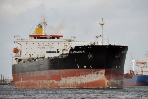 Швеція відпустила танкер, який підозрюють у розливі нафти