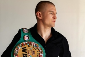 Богачук проведе бій проти сина легенди боксу Мозлі