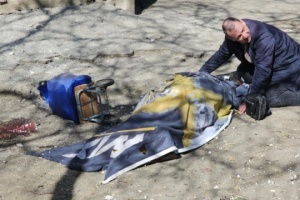 Guerre en Ukraine : Un civil tué et douze autres blessés dans des bombardements russes sur la région de Kherson