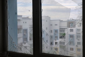 Армія РФ вдарила по житловій забудові у Херсоні: троє загиблих, пʼятеро поранених