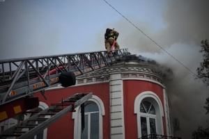 Guerre en Ukraine : l’armée russe vise des bâtiments administratifs dans la région de Tchernihiv
