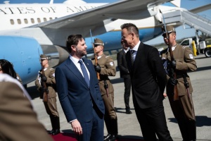 Венс прибув в Угорщину за кілька днів до виборів