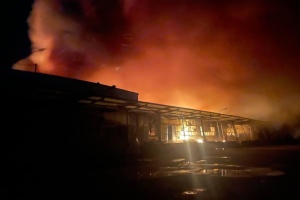 У Павлограді російські дрони вночі атакували склад виробника снеків Star Brands