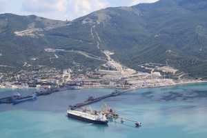 Російський термінал «Шесхаріс» призупинив завантаження нафти після дронової атаки - Reuters