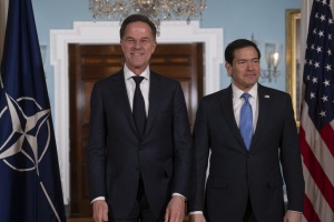 Генсек НАТО обговорив із Рубіо Україну та операцію проти Ірану