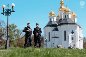 У поліції закликали українців дбати про безпеку і уникати можливих провокацій на Великдень