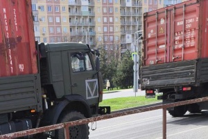 Ворог другий тиждень поспіль доставляє до порту Бердянська таємничі морські контейнери - Андрющенко