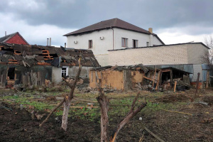 Росіяни обстріляли Золочів на Харківщині - постраждали двоє жінок та троє дітей