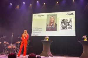 У Нідерландах українка, депутатка міської ради написала книгу про війну та пропаганду РФ