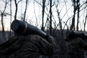 Russia stepping up assaults across frontline, 61 combat clashes reported