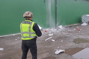 Tropas rusas bombardean Zólochiv de la región de Járkiv, hiriendo a dos personas