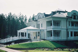 Seven new towers equipped with Pantsir systems built around Putin's residence in Valday