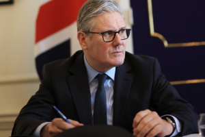 Британія відмовилася приєднуватися до блокади Ормузької протоки