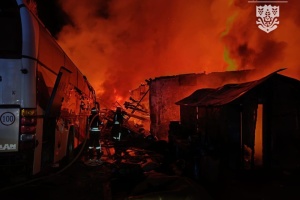 ロシア軍、無人機でウクライナ南部の民間・港湾インフラを攻撃