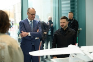 ドイツとウクライナ、両国関係を戦略的パートナーシップに引き上げる共同宣言採択