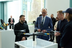 A Merz y Zelensky les muestran drones fabricados por empresas conjuntas ucraniano-alemanas