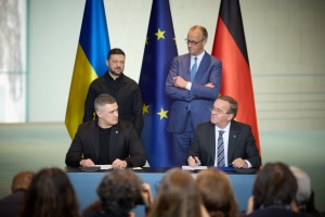Missiles, drones, weapons production, and aid: 10 agreements signed by Ukraine and Germany