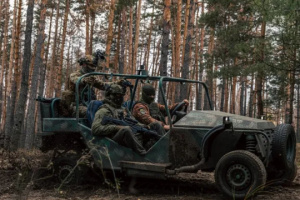 Generalstab meldet binnen eines Tages 212 Gefechte  an der Front, die Mehrheit davon in Richtungen Kostjantyniwka und Pokrowsk