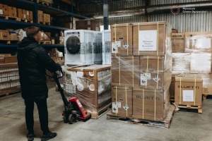 Фундація Зеленської передала гумдопомогу 79 прийомним родинам на Кіровоградщині