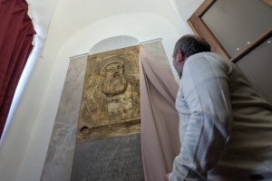 У Дубенському замку відкрили пам'ятну дошку на честь Костянтина Острозького і заклали капсулу часу