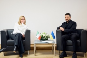 Zelensky meets Meloni in Rome