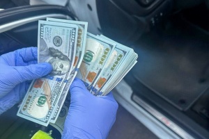 У Києві працівники університету за $6 тисяч обіцяли влаштувати військовозобов’язаного адміністратором кафе у виші