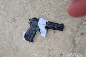 У школі на Закарпатті, де підліток учинив стрілянину, проводять евакуацію 