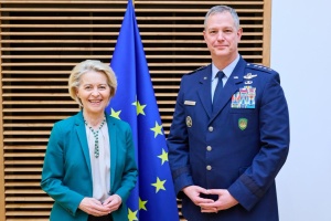 Посилення обороноздатності ЄС: Урсула фон дер Ляєн активізує контакти з НАТО