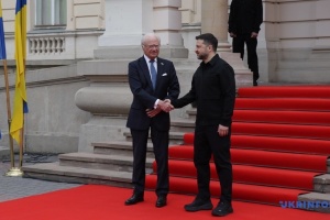 Schwedischer König besucht Ukraine