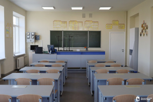 У Миколаєві відкрили відновлену після обстрілів гімназію