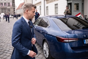 Мадяр складатиме присягу прем’єра Угорщини 9 або 10 травня - Reuters