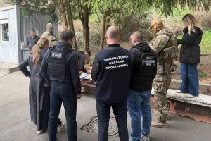 На Закарпатті затримали іноземку, яка продавала українок у сексуальне рабство