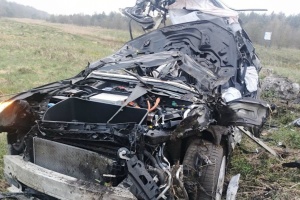 На Волині легковик упав на швидкості у кювет, двоє загиблих