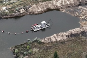 На Черкащині з дна Дніпра незаконно намили піску на 750 мільйонів - прокуратура