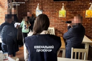 У Луцьку затримали жінку, яка намагалась продати сина за $25 тисяч