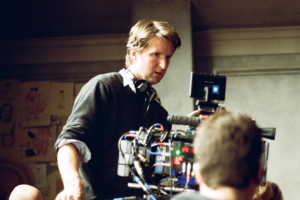 Володар «Оскара» Том Гупер зніме фільм за книгою Міллі Боббі Браун