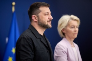 Zelensky discusses EUR 90B loan in conversation with von der Leyen