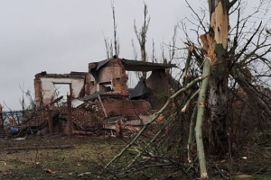 Region Donezk am vergangenen Tag 1048 Mal befeuert, neun Menschen verletzt