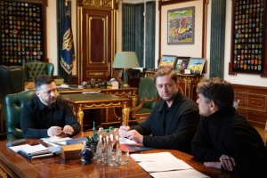 Zelensky holds meeting on Ukraine's memory policy and honoring national heroes