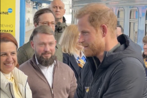 Принц Гаррі прибув з неоголошеним візитом до України