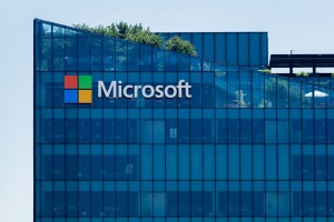Microsoft пропонує для 60 тисяч працівників звільнення з виплатою компенсації
