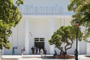 Журі Венеційської бієнале не вручатиме нагороди Росії та Ізраїлю